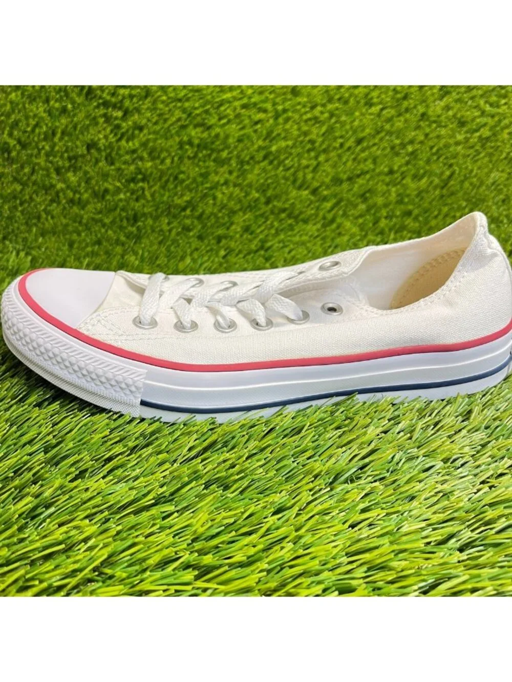 Converse Chuck Taylor All Star Low Womens Size 7 White Athletic Shoes Sneakers